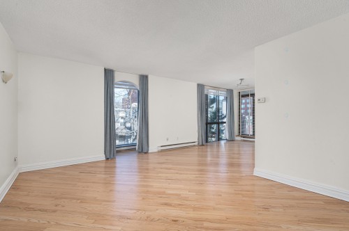 Salle à manger - 301-4476 Rue Ste-Catherine O., Westmount, QC - Indoor Photo Showing Other Room
