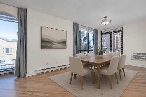 Salle à manger - 301-4476 Rue Ste-Catherine O., Westmount, QC - Indoor Photo Showing Dining Room