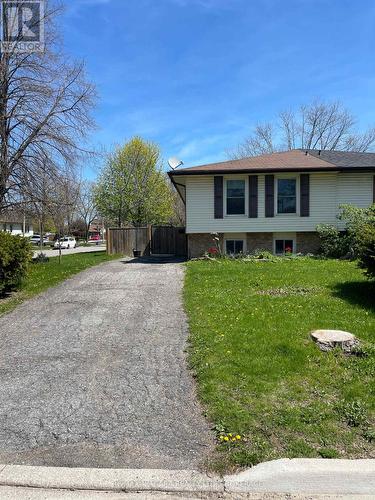 2 BALDWIN CRESCENT  Thorold (Confederation Heights), ON L2V 4H5