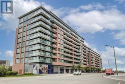 829 - 99 EAGLE ROCK WAY Vaughan, ON L6A 5A7