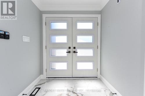 1263 Crestdale Road, Mississauga, ON - Indoor Photo Showing Other Room