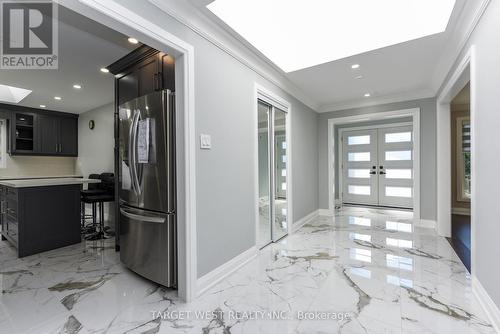 1263 Crestdale Road, Mississauga, ON - Indoor Photo Showing Other Room
