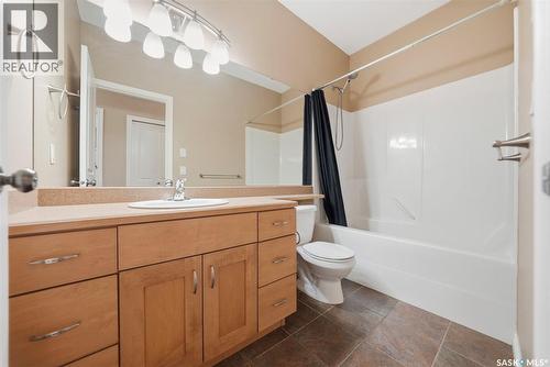 315 Brookshire Crescent, Saskatoon, SK - Indoor Photo Showing Bathroom
