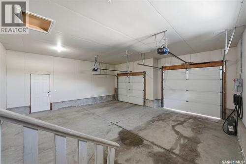 315 Brookshire Crescent, Saskatoon, SK - Indoor Photo Showing Garage