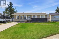 5 Morin CRESCENT Gravelbourg, SK S0H 1X0
