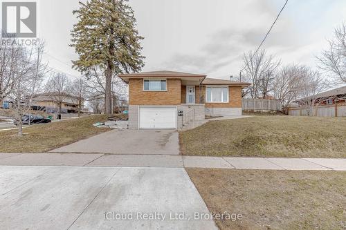 28 Hoffman Street, Kitchener, ON - Outdoor