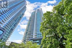 LPH101 - 5168 YONGE STREET Toronto, ON M2N 0G1