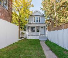106 WILLOW AVENUE Toronto, ON M4E 3K3