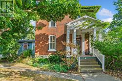 74 LAKE AVENUE W Carleton Place, ON K7C 1L6