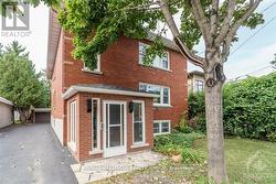 2 - 354 TWEEDSMUIR AVENUE Ottawa, ON K1Z 5N4