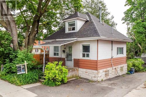 147 DUFFERIN STREET  Orillia, ON L3V 5T1