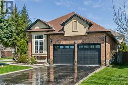 55 CHESLEY STREET  Hamilton, ON L9C 3V9