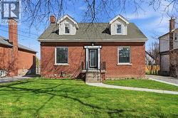 687 UPPER JAMES Street  Hamilton, ON L9C 2Z4