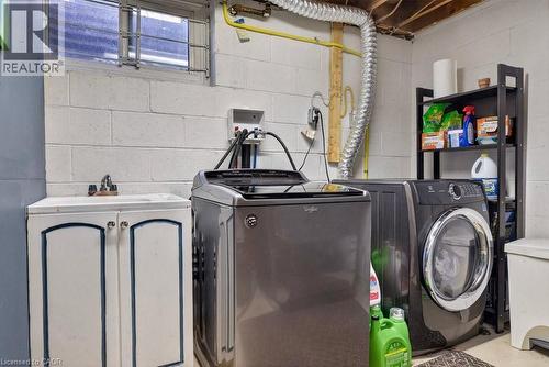 62 Palmer Road, Hamilton, ON - Indoor Photo Showing Laundry Room