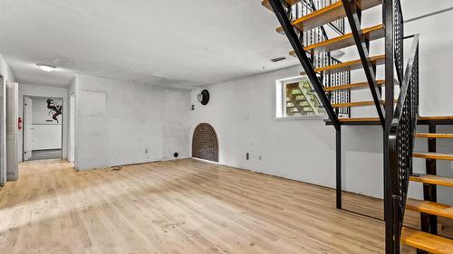 4484 3 Highway, Arrow Creek, BC - Indoor Photo Showing Other Room