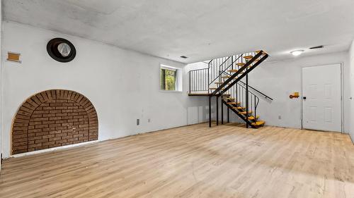 4484 3 Highway, Arrow Creek, BC - Indoor Photo Showing Other Room