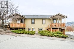 428 HILLCREST Avenue  Oliver, BC V0H 1T0