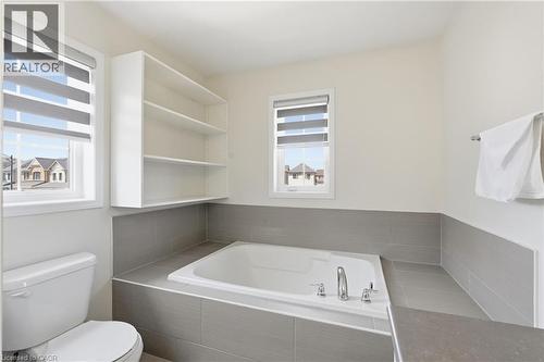 57 Thompson Road, Caledonia, ON - Indoor Photo Showing Bathroom