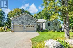 122 TROUT LANE Tiny, ON L9M 0J1
