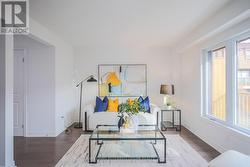 4 - 11 PLAISANCE ROAD Richmond Hill, ON L4C 5H1