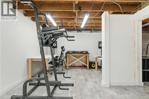 267 Thayer Avenue, Hamilton, ON - Indoor Photo Showing Gym Room