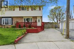 116 GAINSBOROUGH Road  Hamilton, ON L8E 1E1