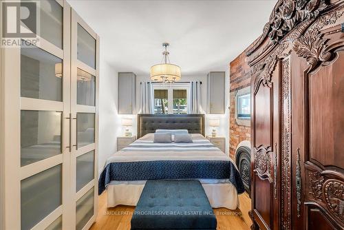 332 Delaware Avenue, Toronto, ON - Indoor Photo Showing Bedroom