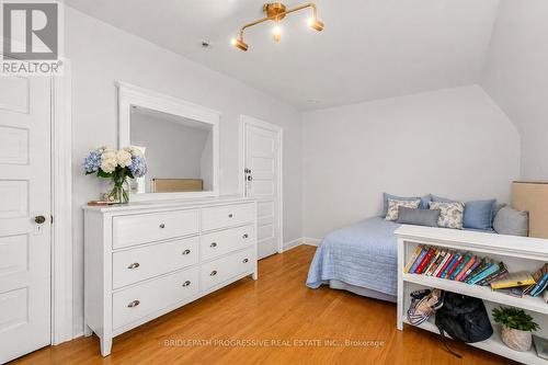 332 Delaware Avenue, Toronto, ON - Indoor Photo Showing Bedroom