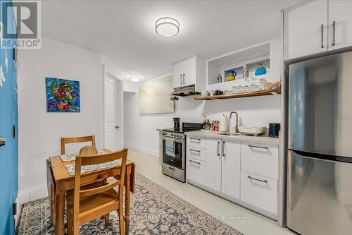 332 Delaware Avenue, Toronto, ON - Indoor Photo Showing Kitchen