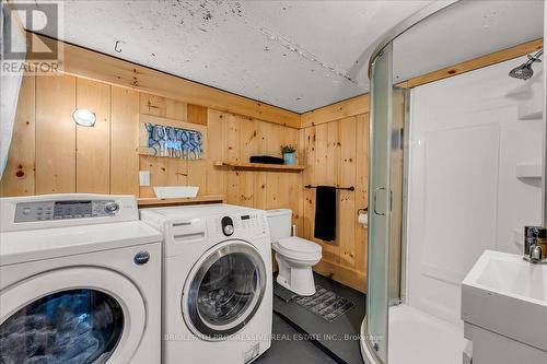332 Delaware Avenue, Toronto, ON - Indoor Photo Showing Laundry Room