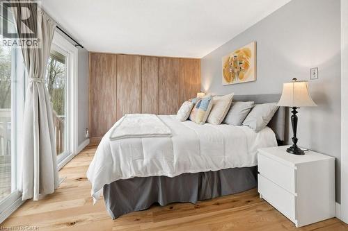 522 Glendene Crescent, Waterloo, ON - Indoor Photo Showing Bedroom
