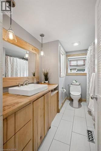 522 Glendene Crescent, Waterloo, ON - Indoor Photo Showing Bathroom
