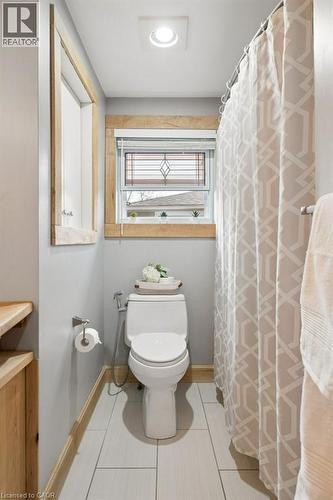 522 Glendene Crescent, Waterloo, ON - Indoor Photo Showing Bathroom