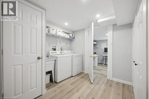 522 Glendene Crescent, Waterloo, ON - Indoor Photo Showing Laundry Room