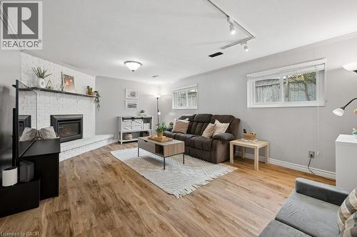 522 Glendene Crescent, Waterloo, ON - Indoor Photo Showing Living Room With Fireplace