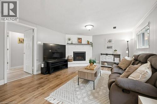 522 Glendene Crescent, Waterloo, ON - Indoor Photo Showing Living Room With Fireplace