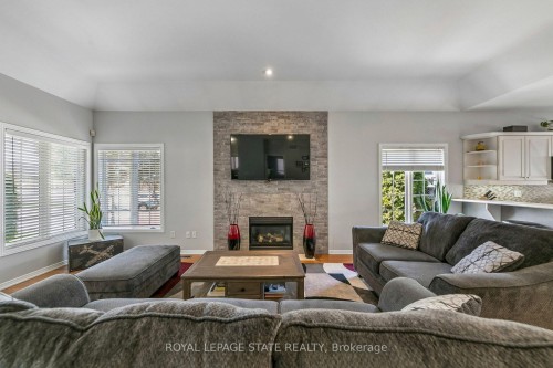 55 Chesley Street, Hamilton, ON - Indoor Photo Showing Living Room With Fireplace
