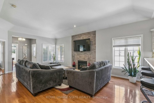 55 Chesley Street, Hamilton, ON - Indoor Photo Showing Living Room With Fireplace