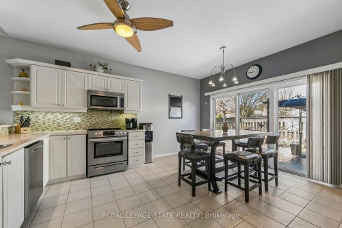 55 Chesley Street, Hamilton, ON - Indoor Photo Showing Other Room