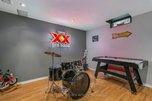 55 Chesley Street, Hamilton, ON - Indoor Photo Showing Other Room