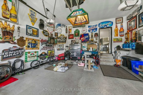 55 Chesley Street, Hamilton, ON - Indoor Photo Showing Garage