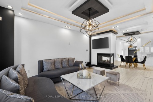4637 James Austin Drive, Mississauga, ON - Indoor Photo Showing Living Room With Fireplace