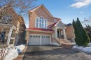 4637 James Austin Drive, Mississauga, ON  - Outdoor With Facade 
