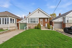 8 Memorial Park Avenue Toronto, ON M4J 2J6