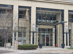 216-18 Kenaston Gardens Toronto, ON M2K 3C7