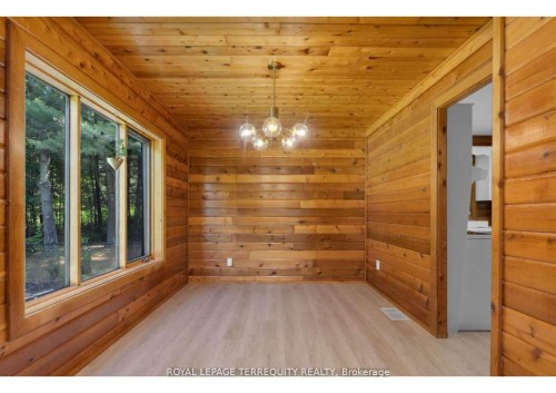 2668 Mcdonald Road, Springwater, ON - Indoor Photo Showing Other Room