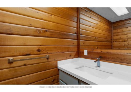 2668 Mcdonald Road, Springwater, ON - Indoor
