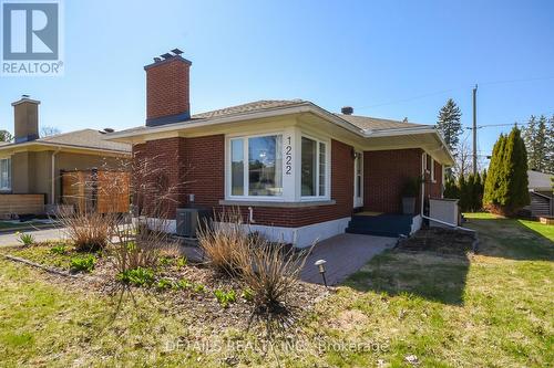 1222 Field Street, Ottawa, ON - Outdoor