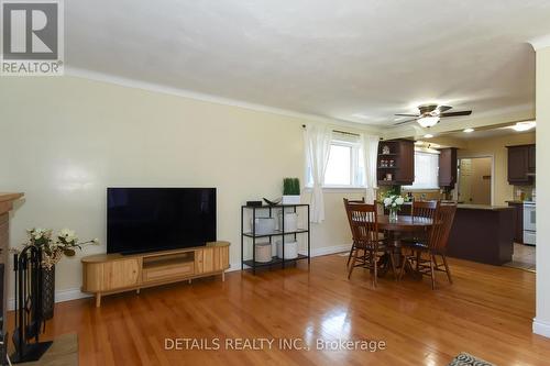 1222 Field Street, Ottawa, ON - Indoor