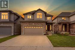 464 CHAMPLAIN AVENUE Woodstock (Woodstock - South), ON N4V 0A7